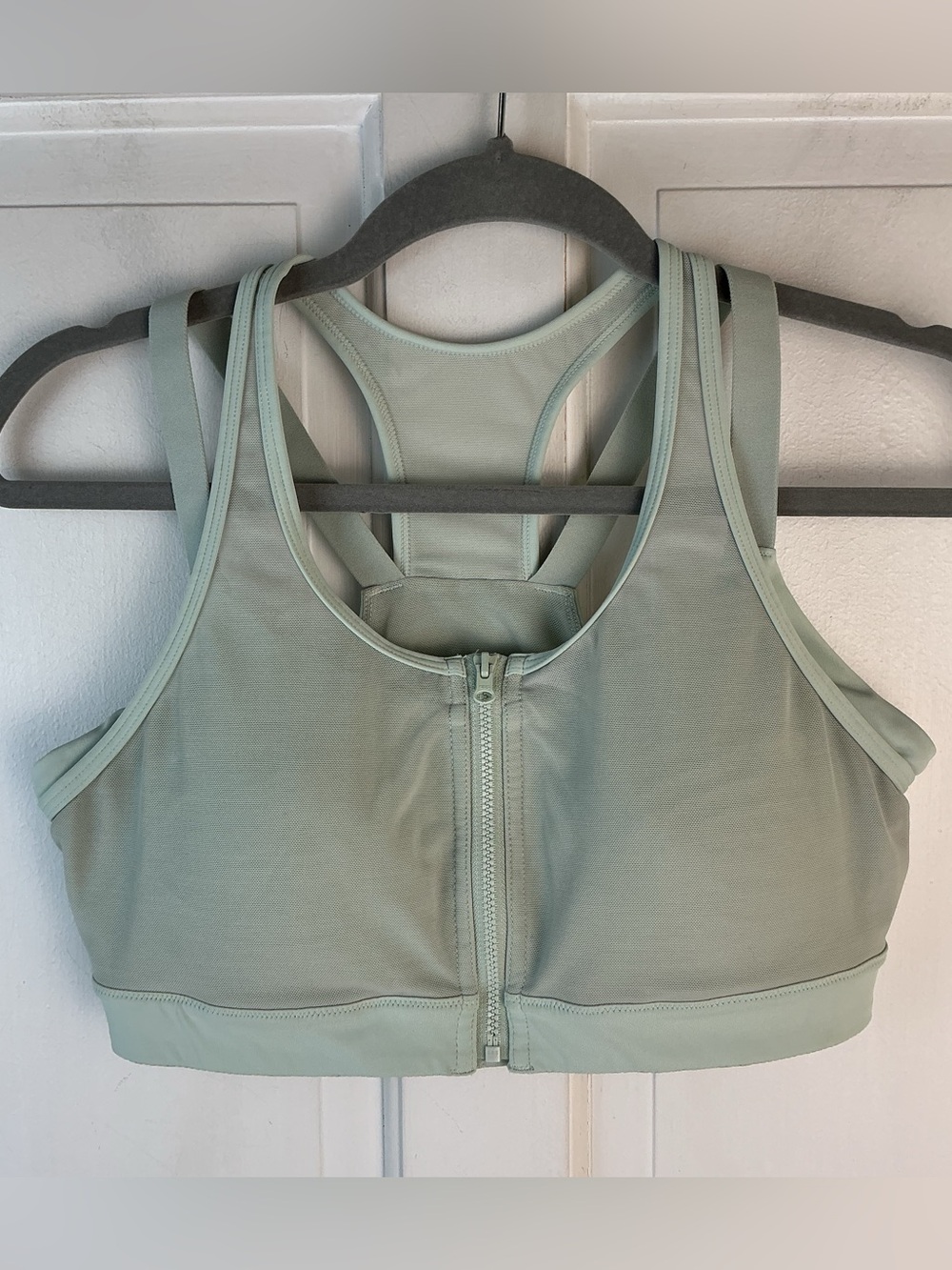 Yvette Sports Bra Zip Front Size L